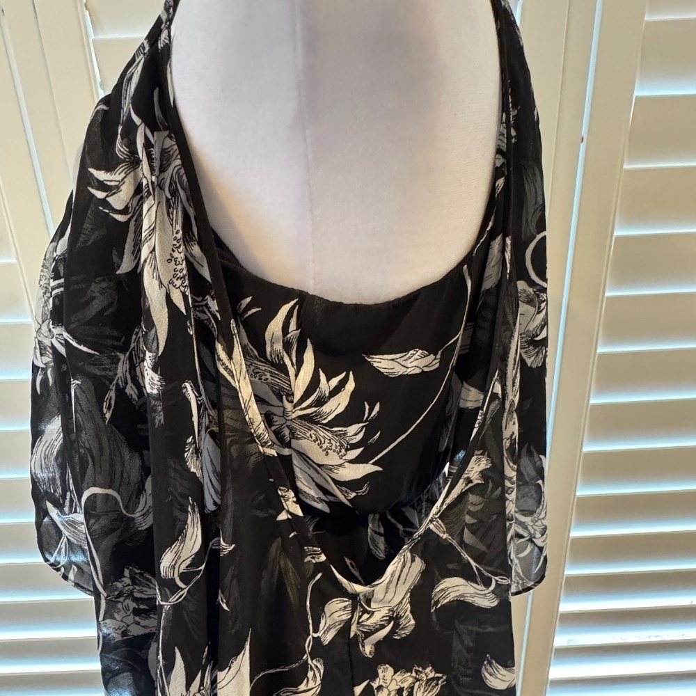 White House Black Market Black and White Sundress Sz 6 - Picture 5 of 9